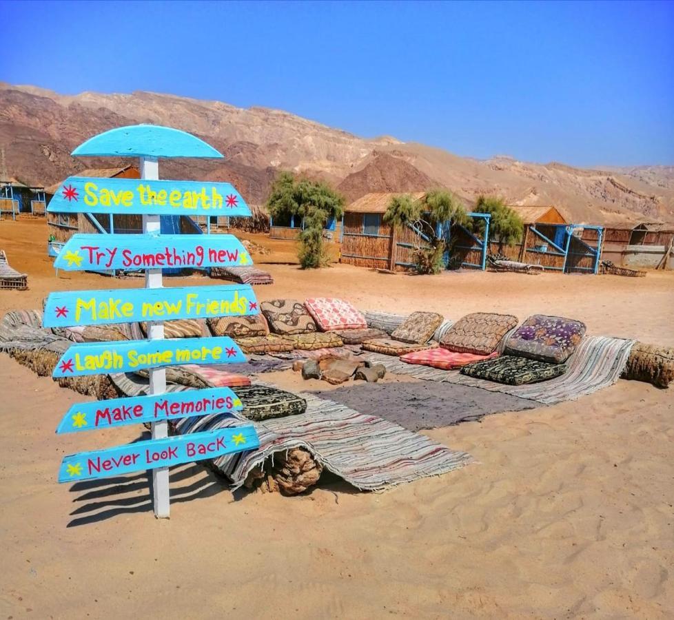 Hotel Half Moon Camp Taba Exteriér fotografie